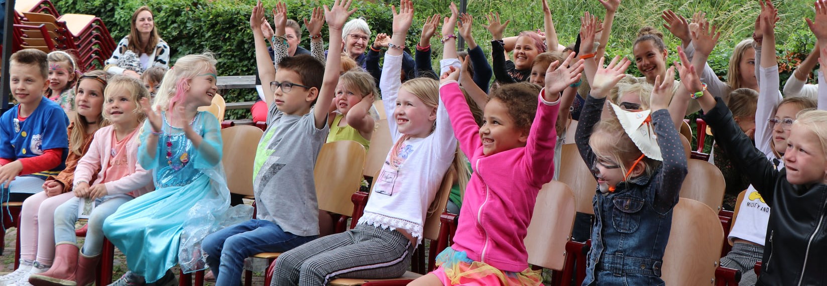 Bang in Bed - Voorstelling speciaal onderwijs - sociaal emotionele vorming - Tijl Damen Kindertheater